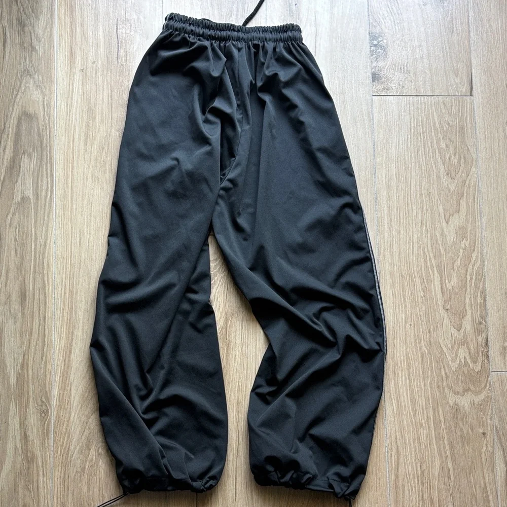 Korean brand Black Women’s Drawstring Track Pants - Picture 4 of 5